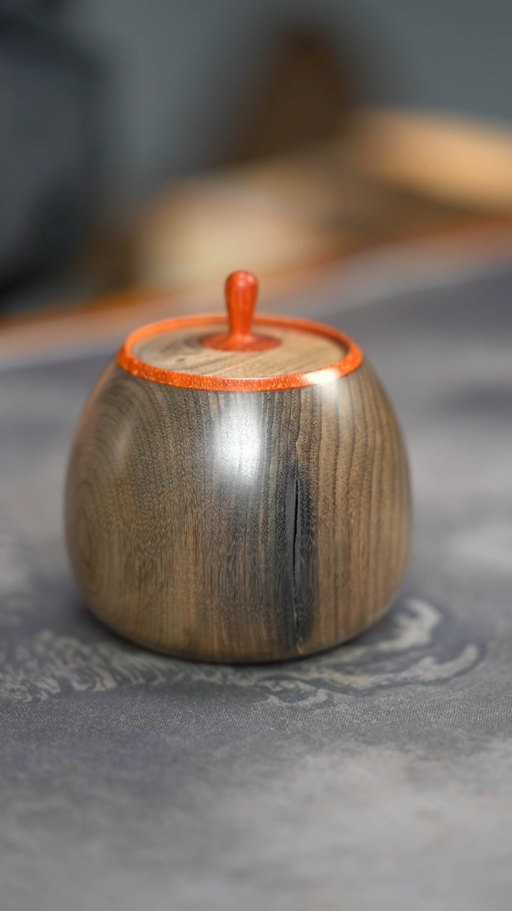 【闪购商品】金丝楠木雕533号微瑕阴沉料满花纹精工茶仓茶叶罐