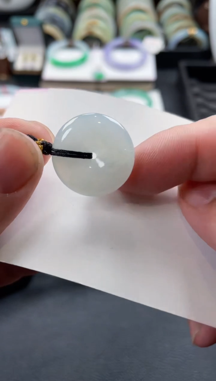 【闪购商品】翡翠颈饰未镶嵌平安扣