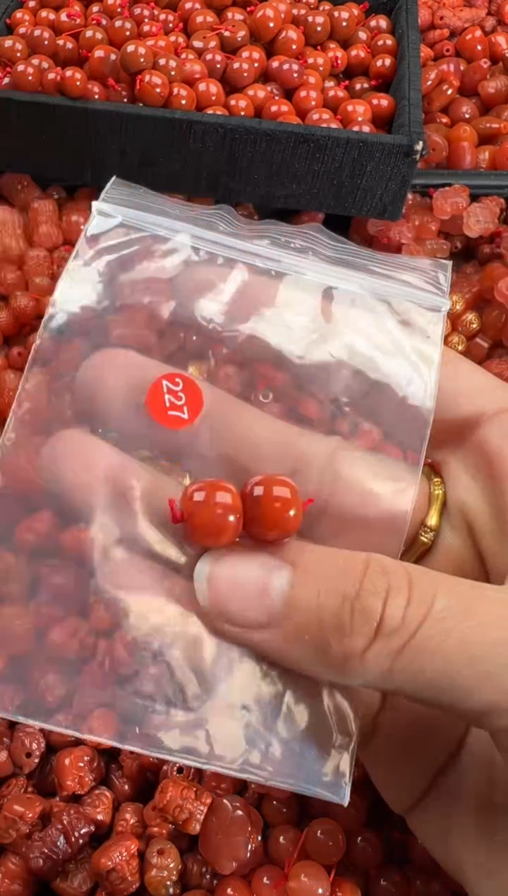 【闪购商品】南红玛瑙颈饰未镶嵌1