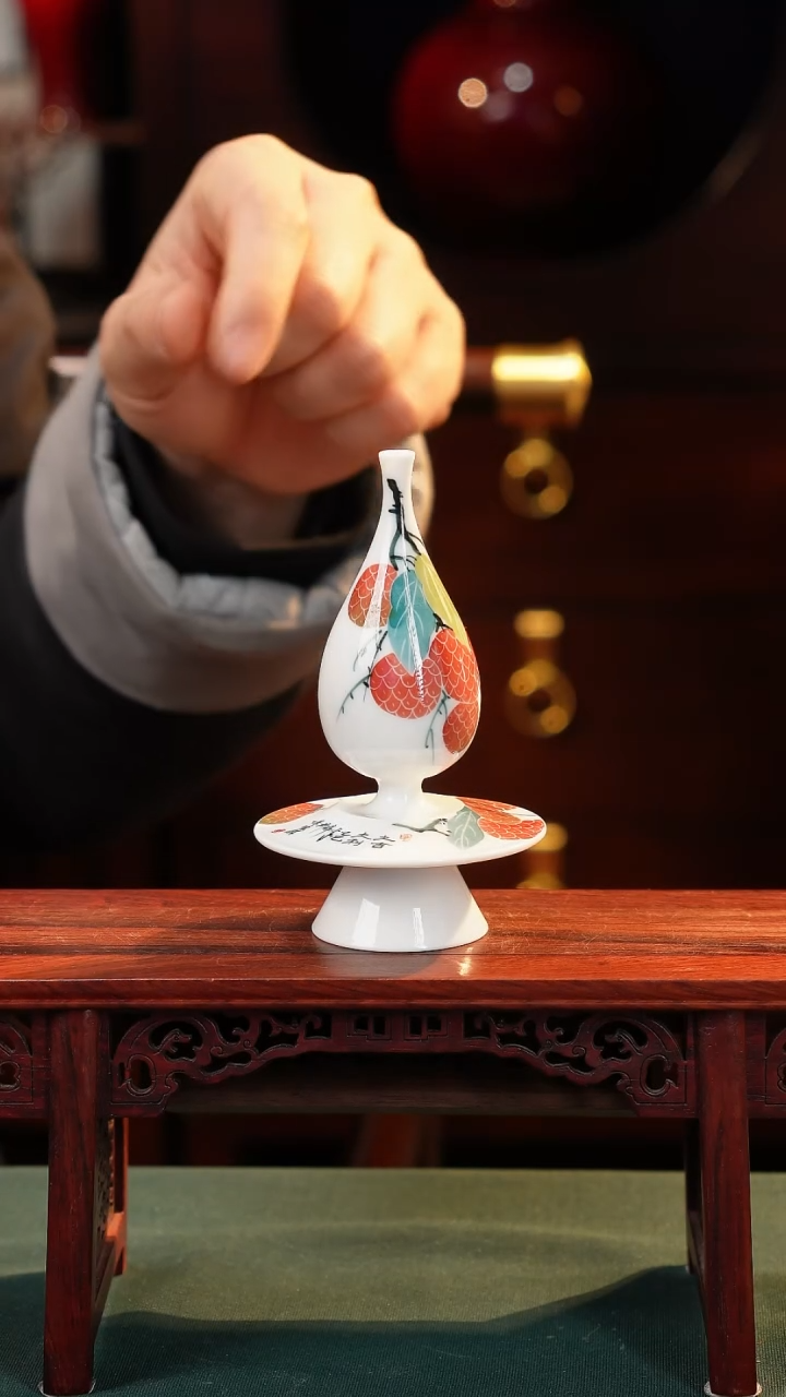 【闪购商品】摆件釉下五彩纯手工手绘原创瓷器