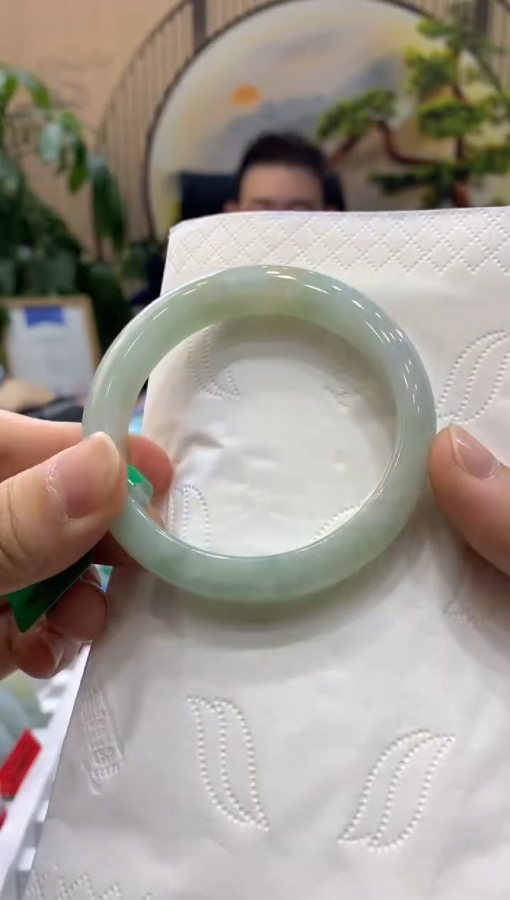 【闪购商品】翡翠手镯未镶嵌00009889