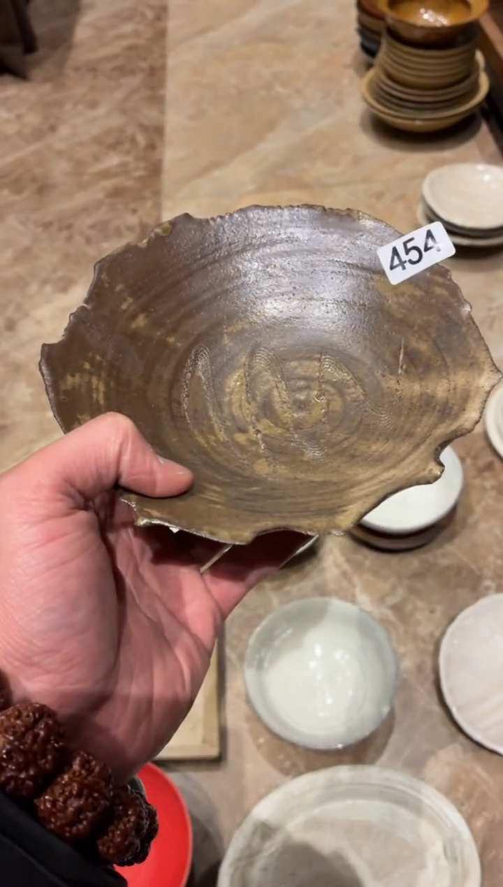 瓷片氵454粉引破碎盘1个