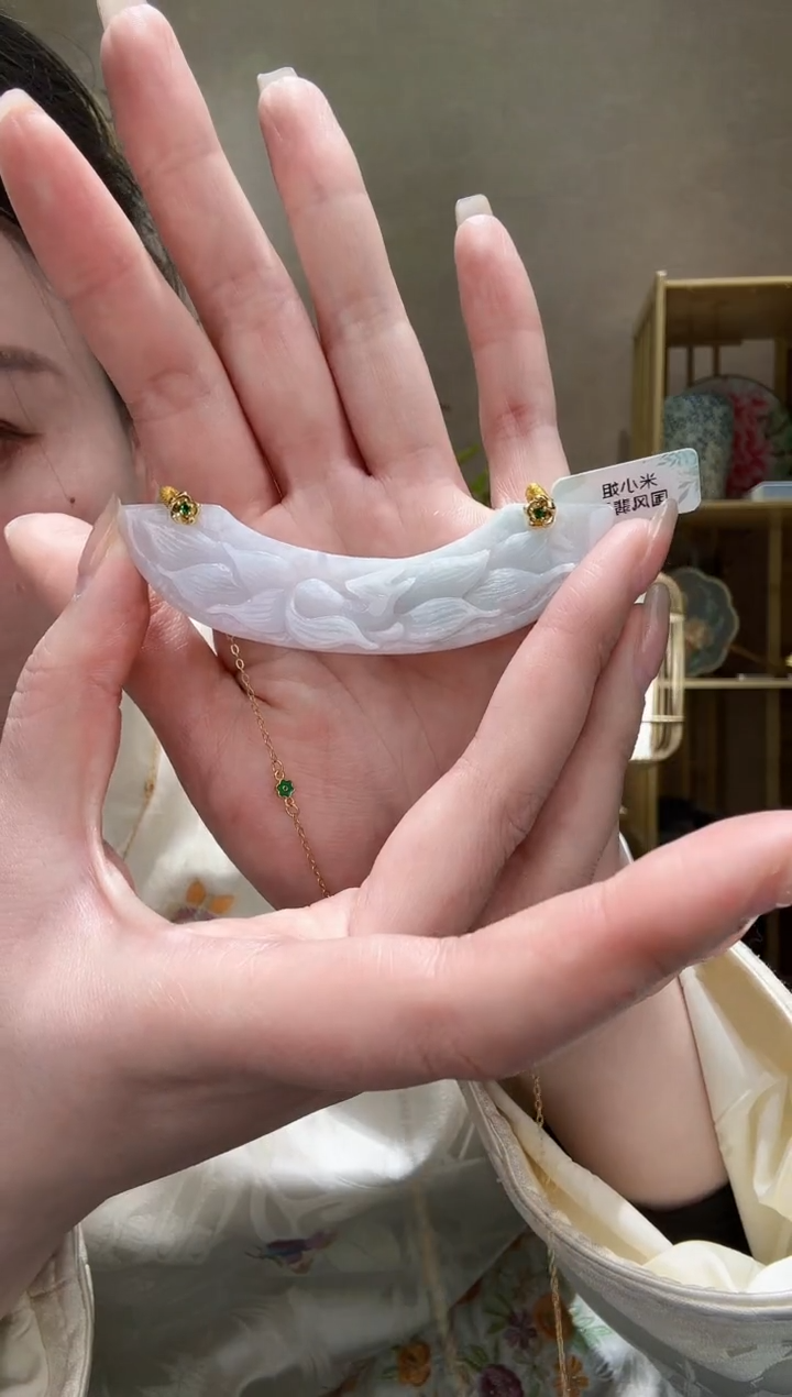 【闪购商品】翡翠颈饰未镶嵌吊坠