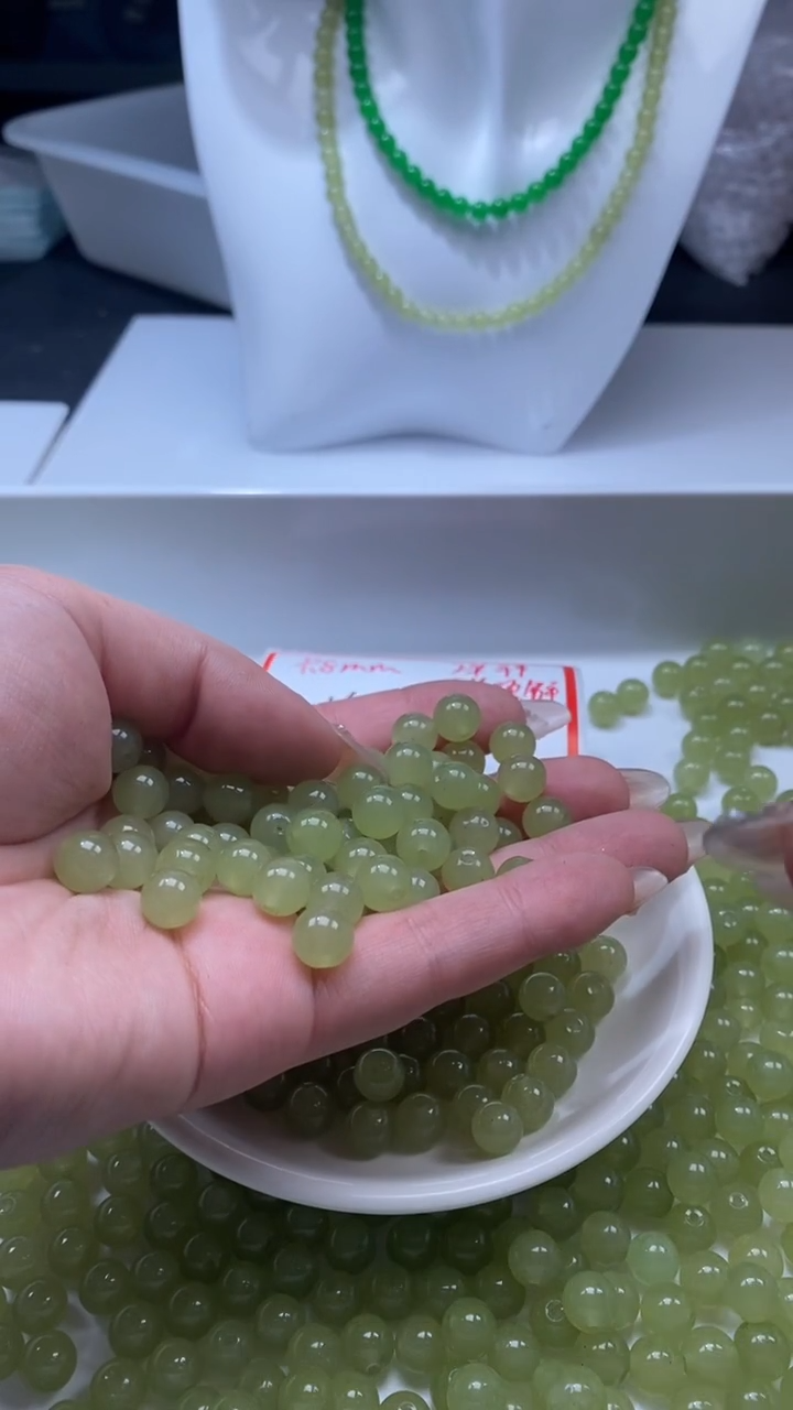 颈饰未镶嵌石英质玉w783冰晴8mm*15颗