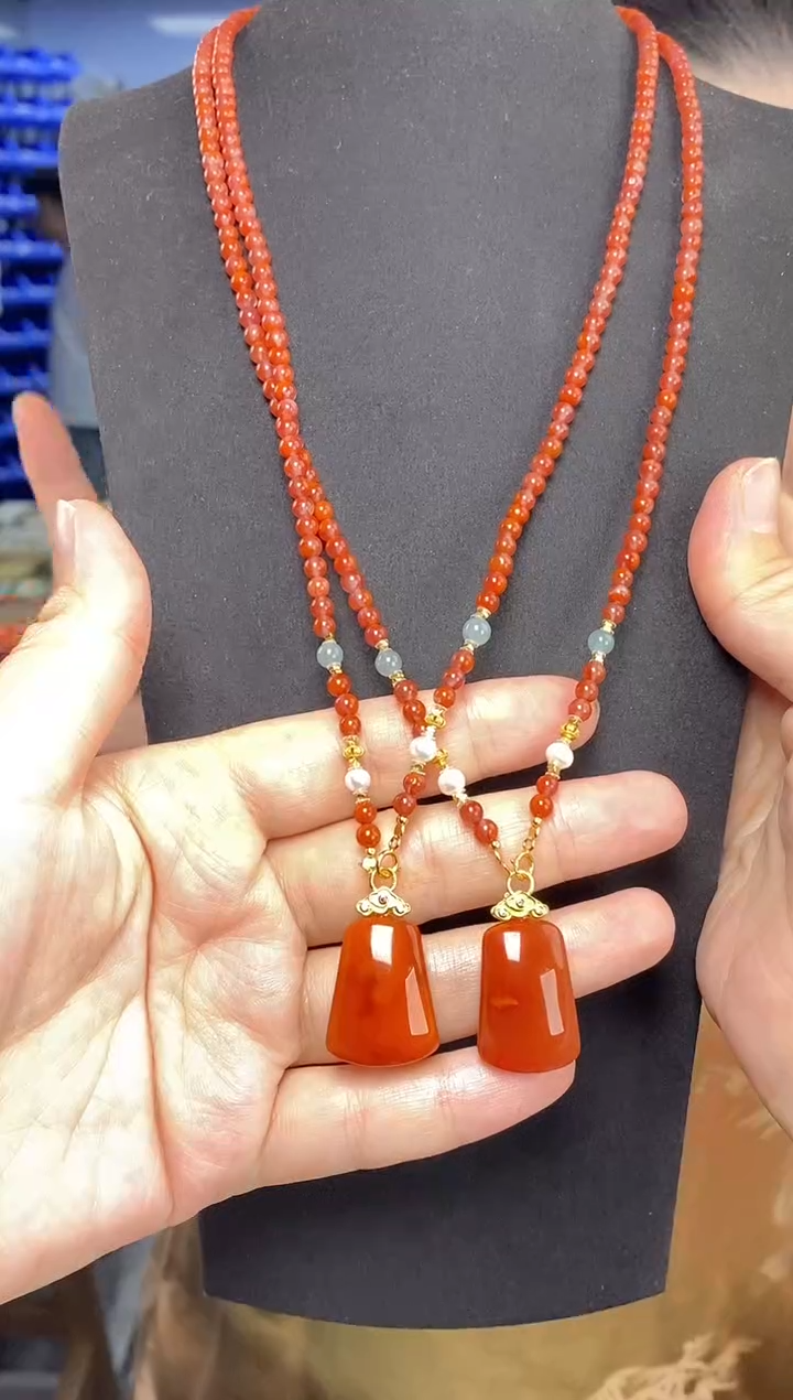 未镶嵌颈饰玛瑙/玉髓多样性发货发其一 