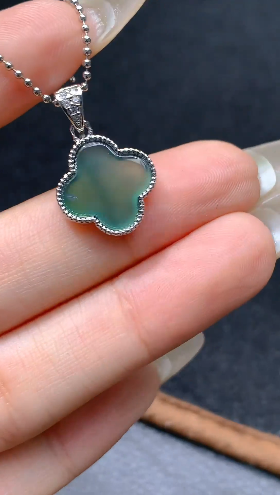 未镶嵌挂件翡翠天然翡翠