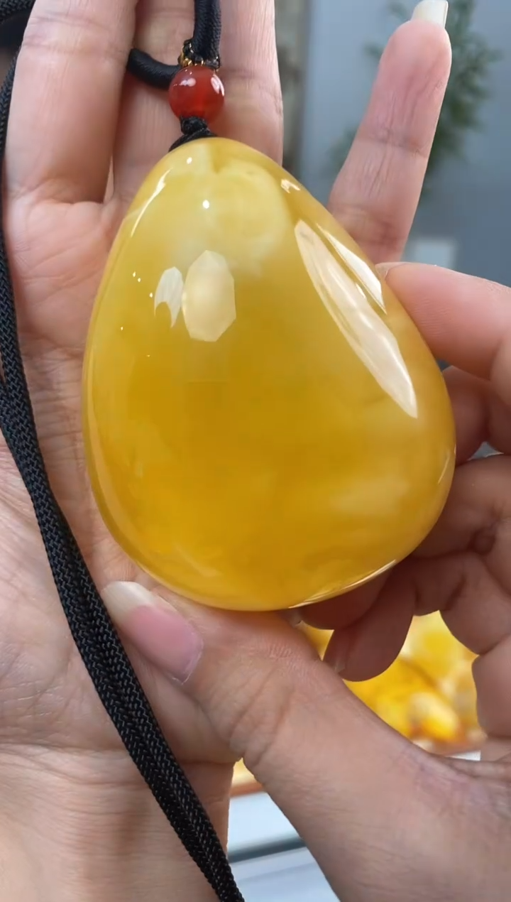 【闪购商品】琥珀裸石未镶嵌天然琥珀蜜蜡水滴