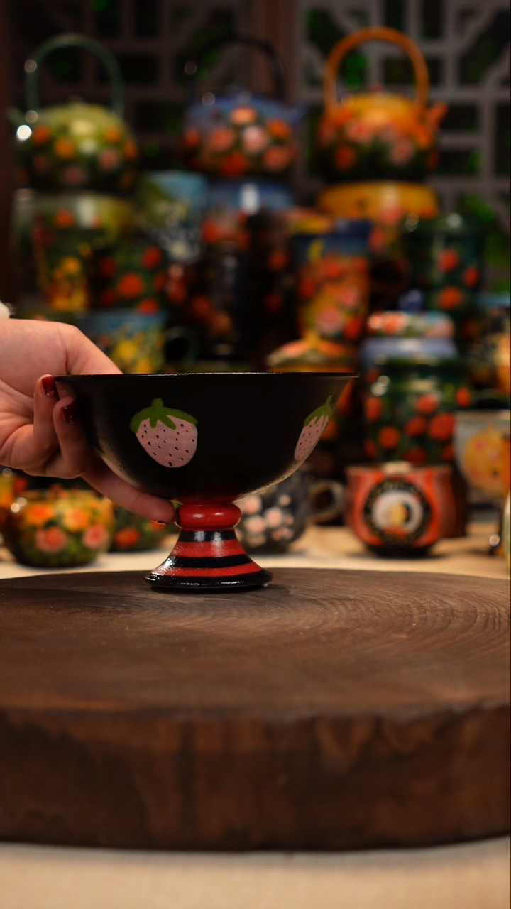 紫砂油画手绘釉下彩