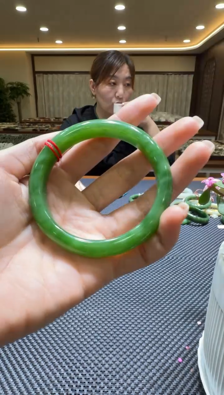 颈饰未镶嵌和田玉手镯59