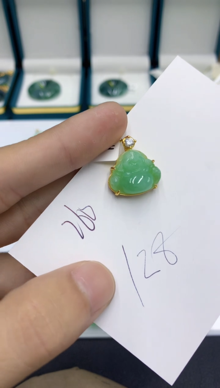 颈饰未镶嵌翡翠翡翠