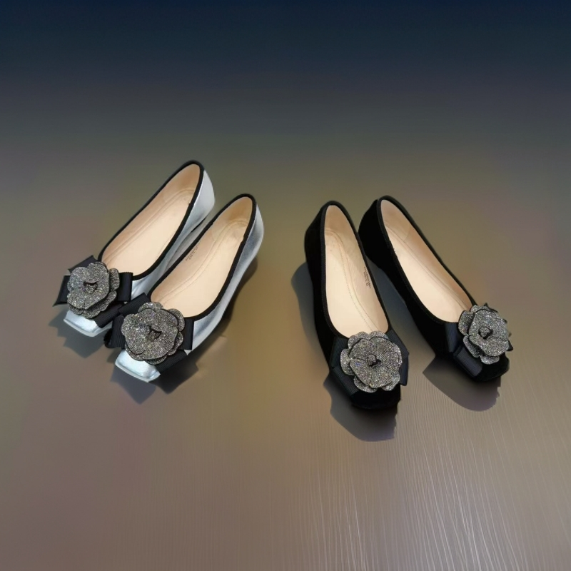 单鞋常规平跟薄款浅口黑色尖头女士粗跟软底气质豆豆鞋低跟6862-1