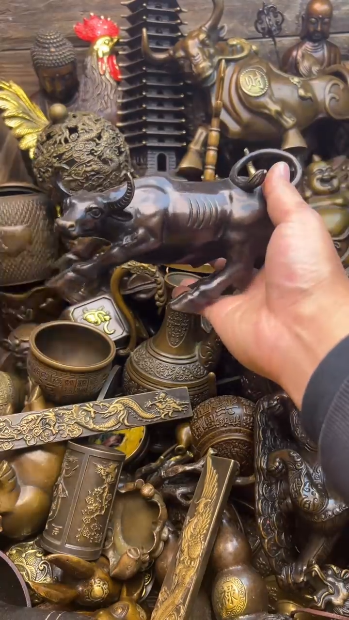 精美铜器，点击下单