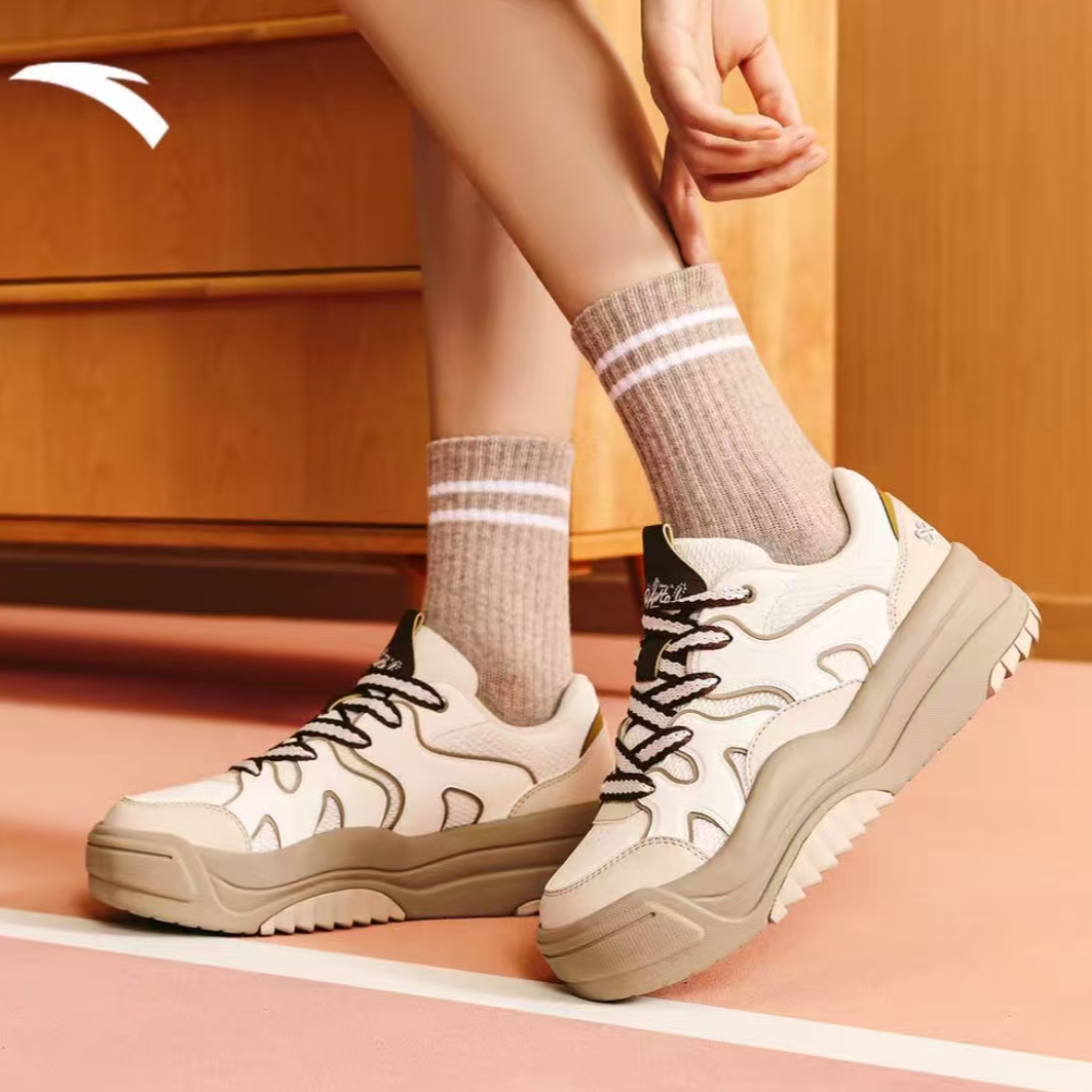 安踏舒芙蕾增高透气低帮板鞋女新款潮流滑板鞋百搭休闲增高运动鞋