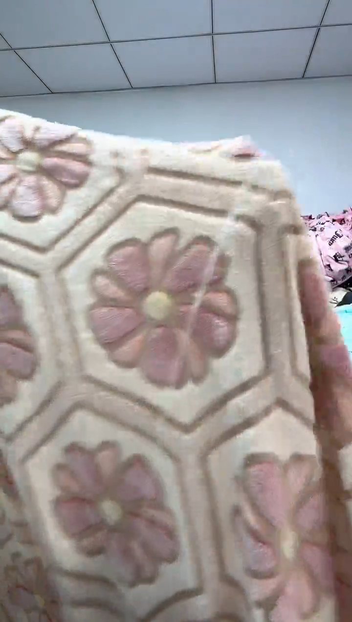 法兰绒2.3x2.5材质面料尺寸以主播介绍为准xc