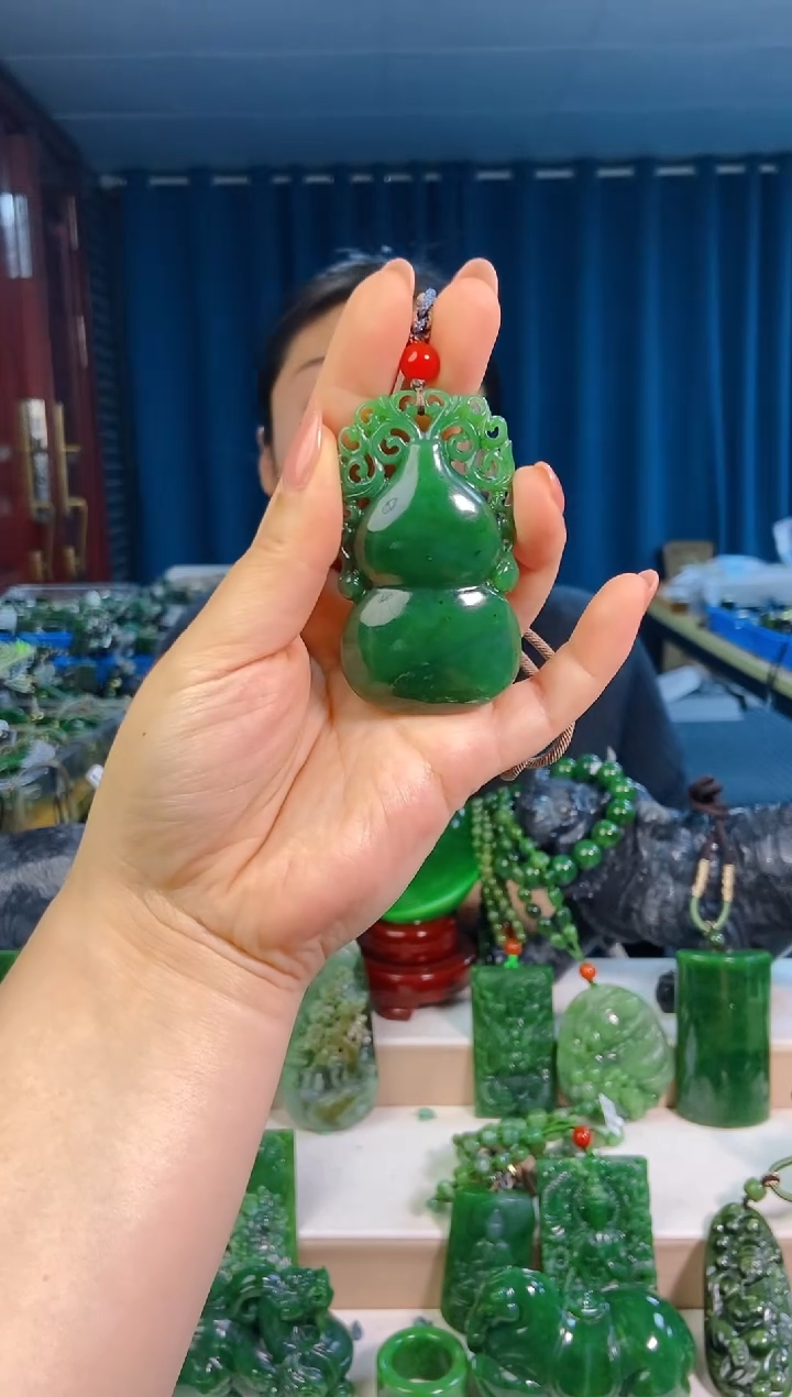 和田玉未镶嵌挂件1