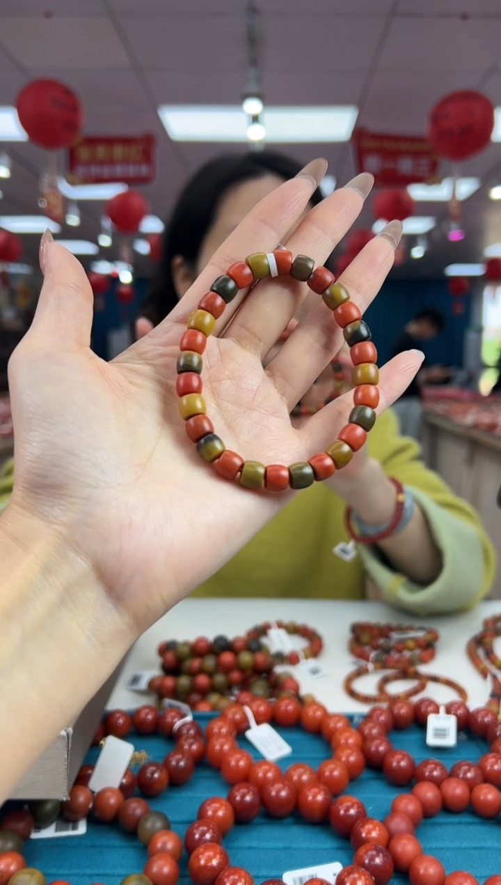【闪购商品】南红玛瑙手串未镶嵌2.24-（多样式）