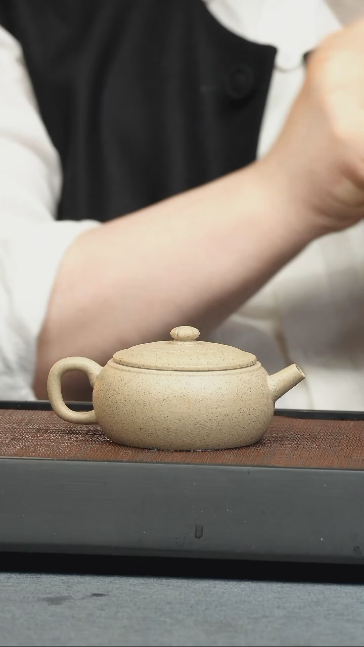 【闪购商品】紫砂茶壶明清 周季山-天茶星菊钮石鼓壶-内推
