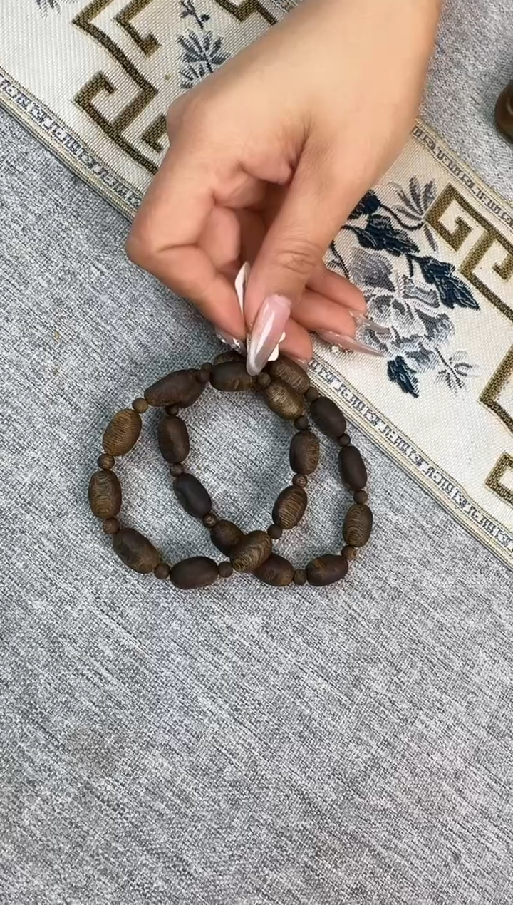 【闪购商品】沉香手串7克+张勺子多样性发货一条