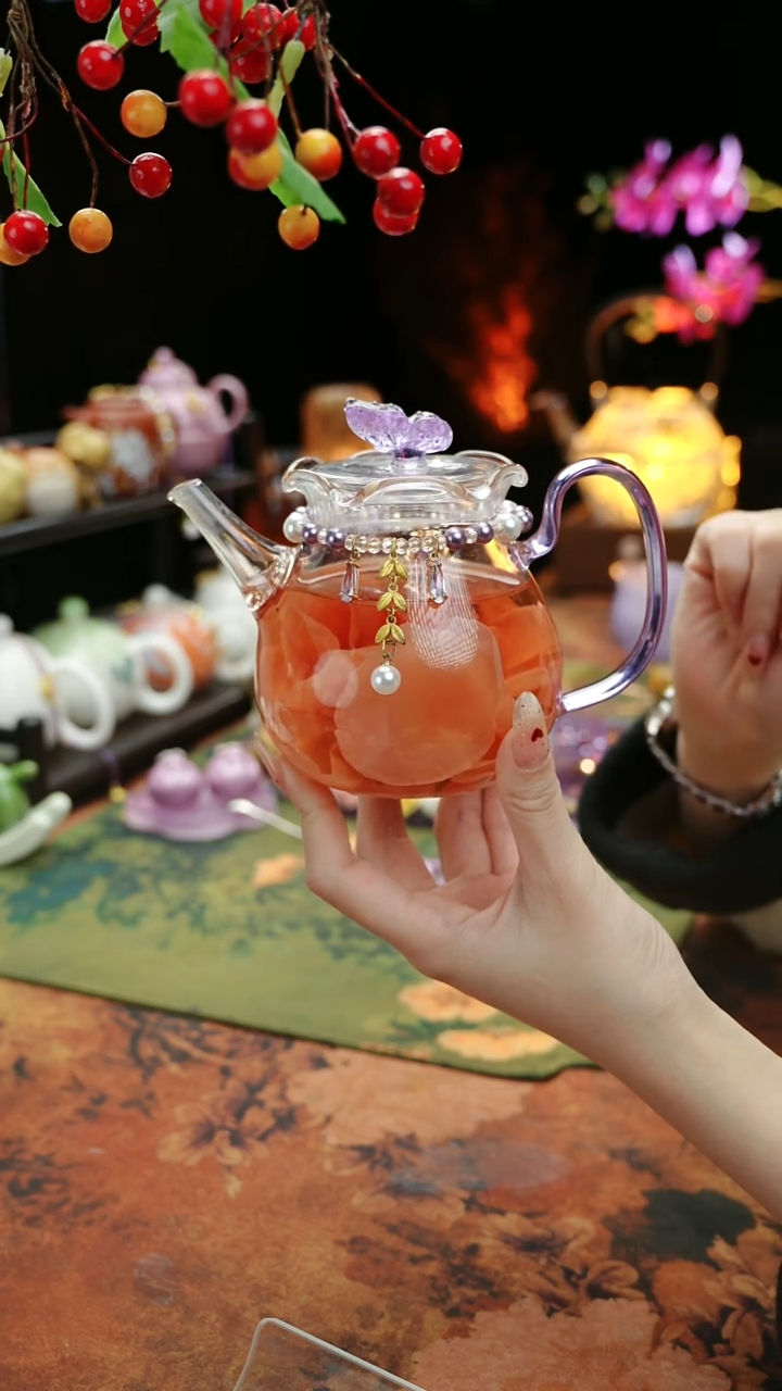 【闪购商品】紫色铃兰花茶壶+链子