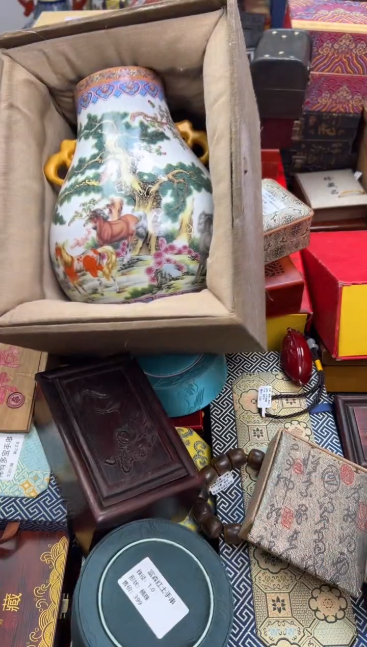 瓷片------八骏图----41