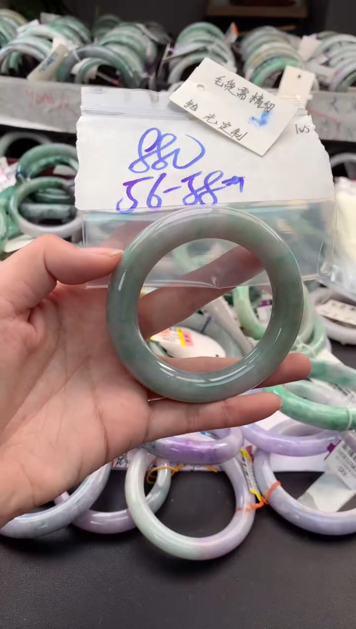 【闪购商品】定制翡翠未镶嵌毛货需精细抛光+多人