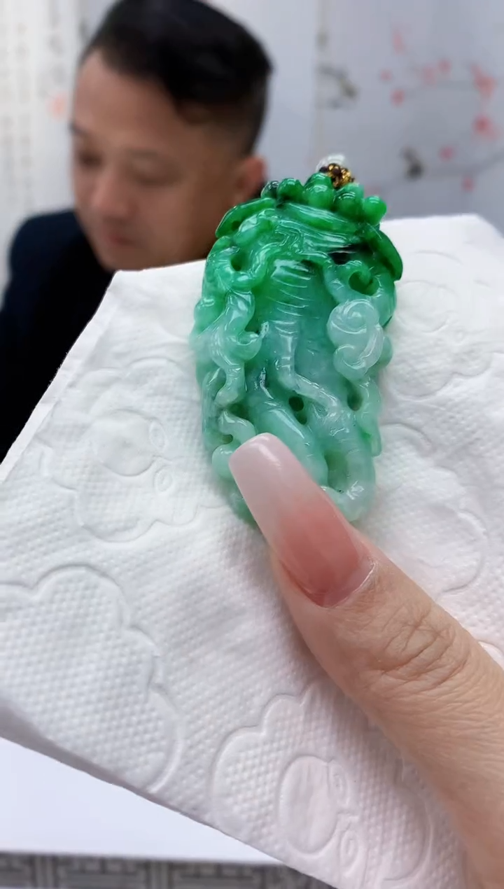 【闪购商品】定制翡翠未镶嵌4969lr-毛货挂件50