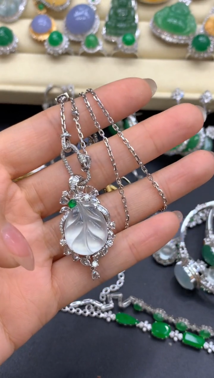 【闪购商品】翡翠颈饰18K金镶嵌513-分单-总价55000