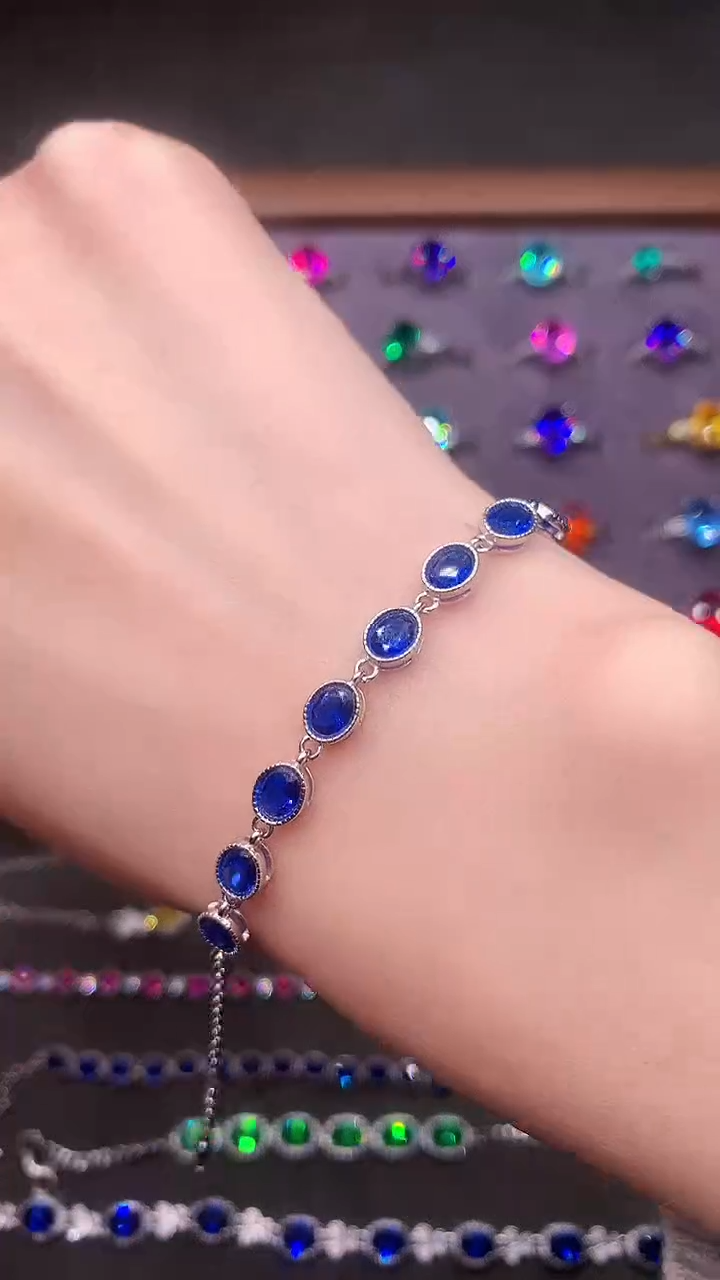 【闪购商品】蓝宝石手链银S925镶嵌·····