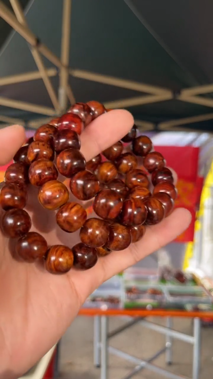 黄花梨/降香黄檀海南黄花梨芝麻点瘤疤花1314手串（399）