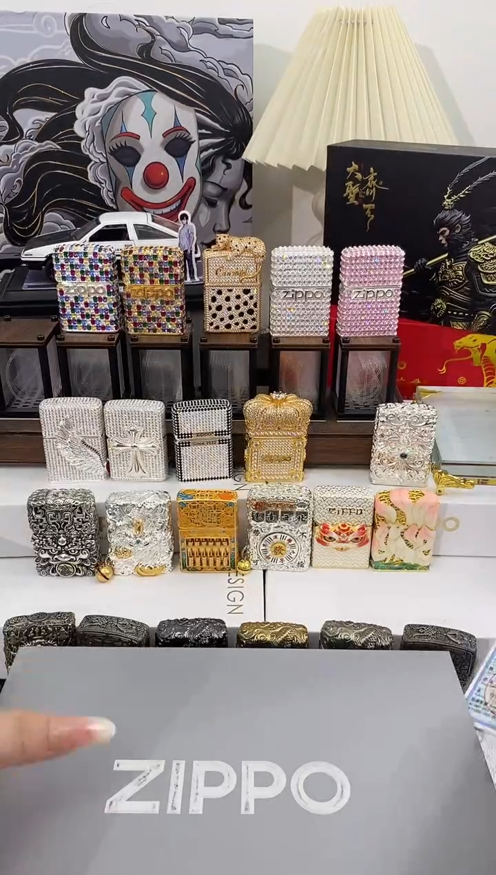 铜黄铜盔甲潘金莲