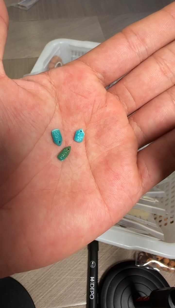 未镶嵌绿松石侧挂多样性发货其中一个侧挂