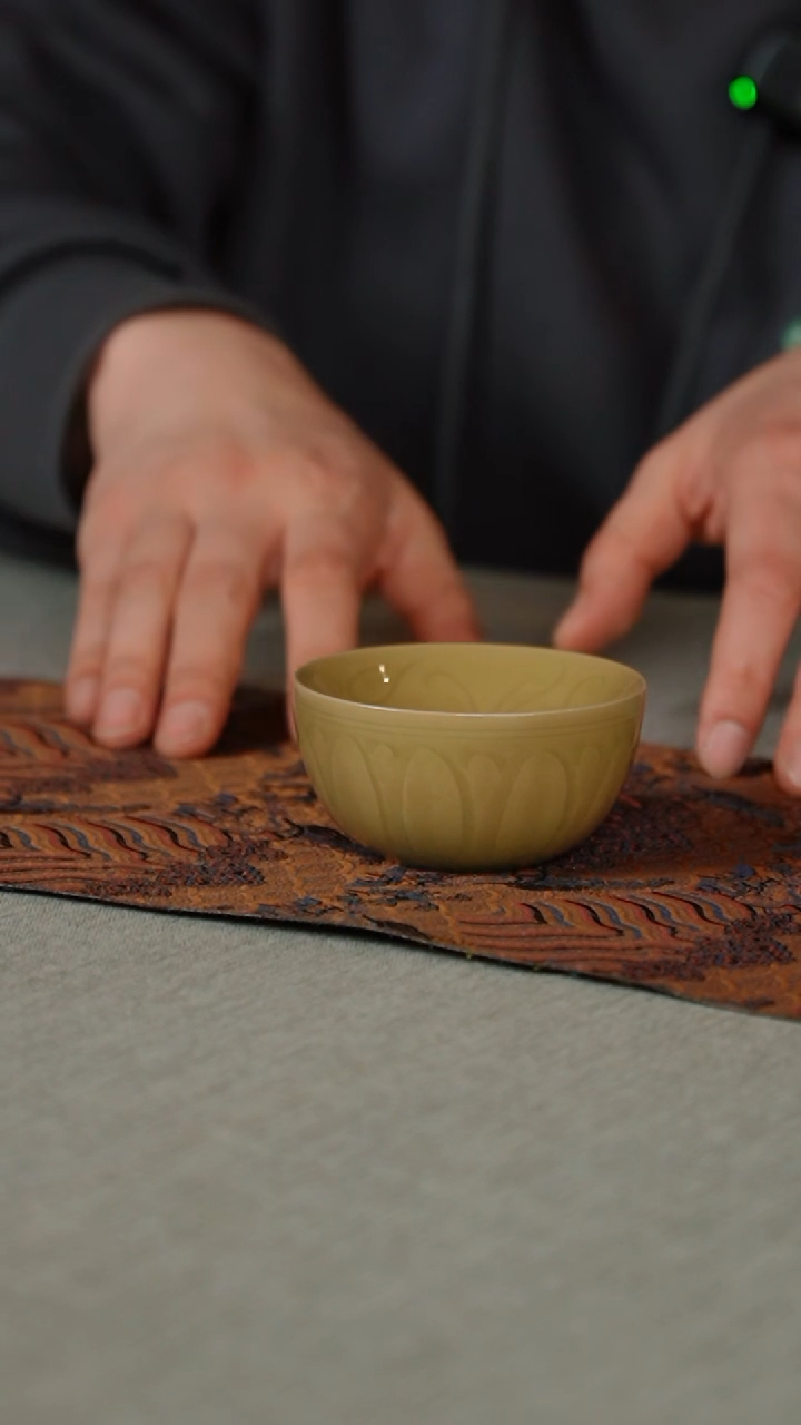 【闪购商品】159-1孔明杯（莲瓣缠枝莲杯）