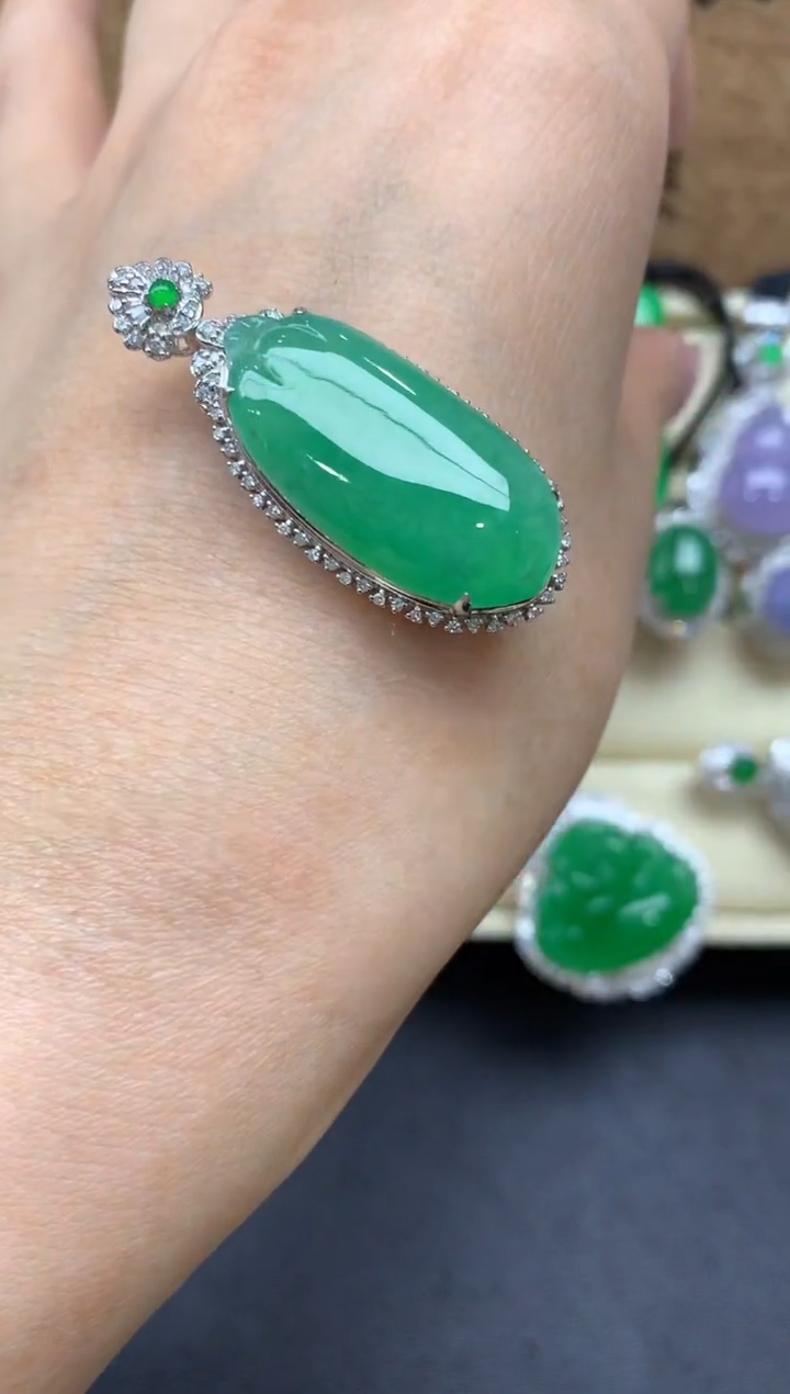 【闪购商品】翡翠颈饰18K金镶嵌463-中国好珍宝