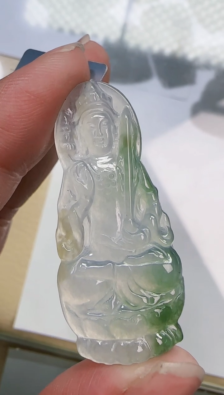 翡翠未镶嵌颈饰缅甸a货翡翠