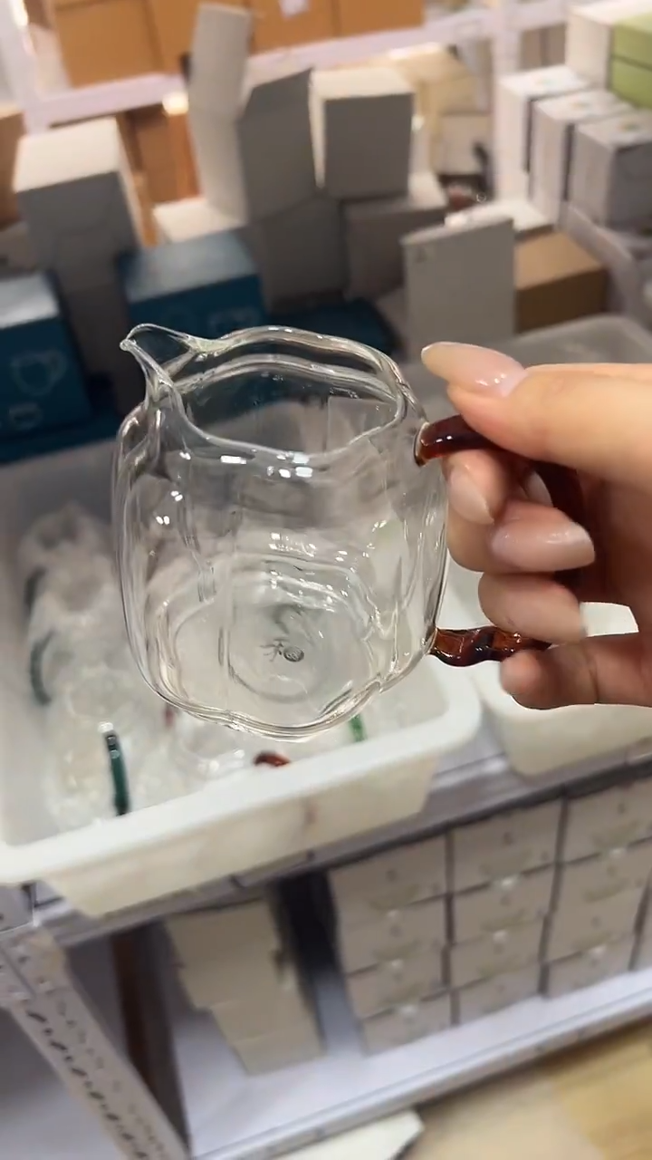 湖泊色加厚330容量