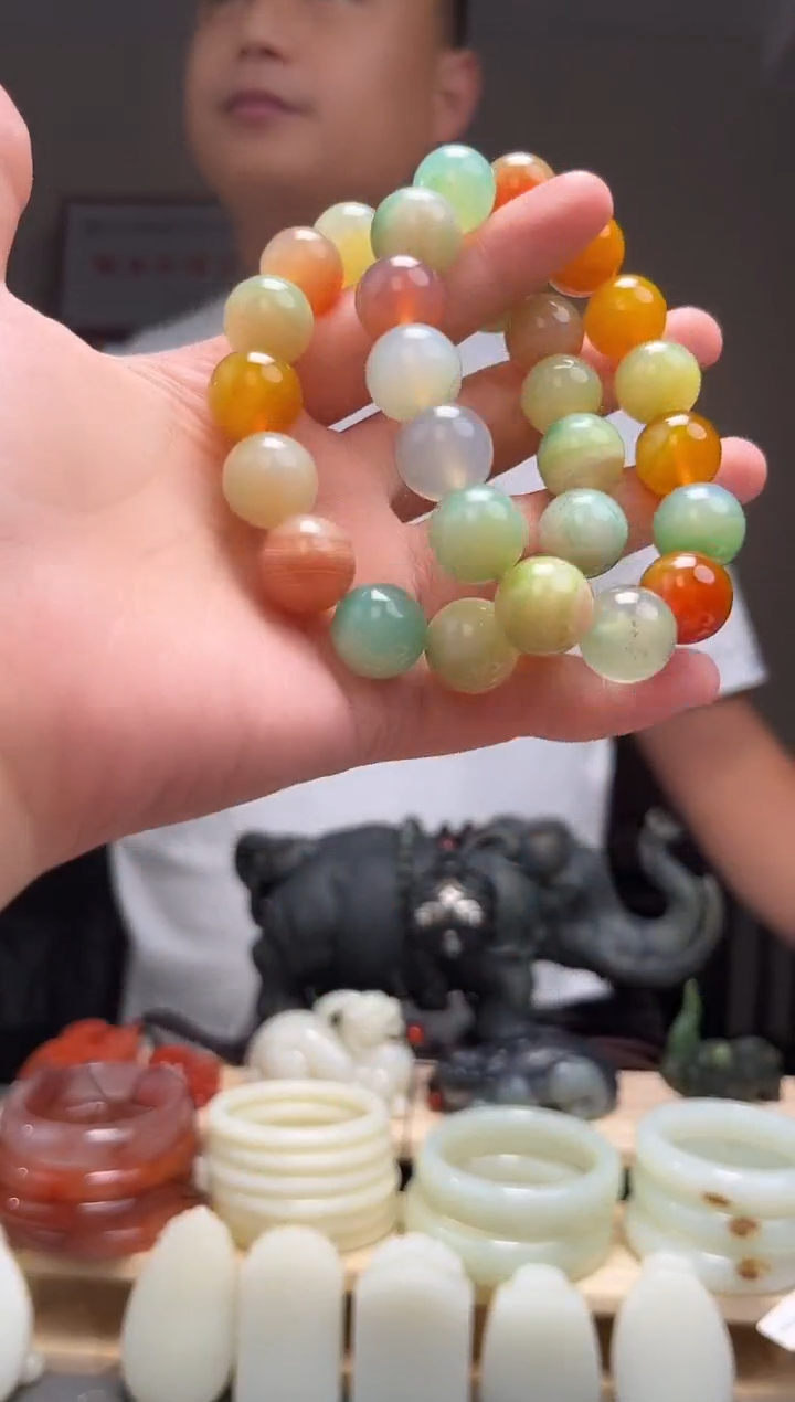 颈饰合金石英质玉手串多样性发拍一发一