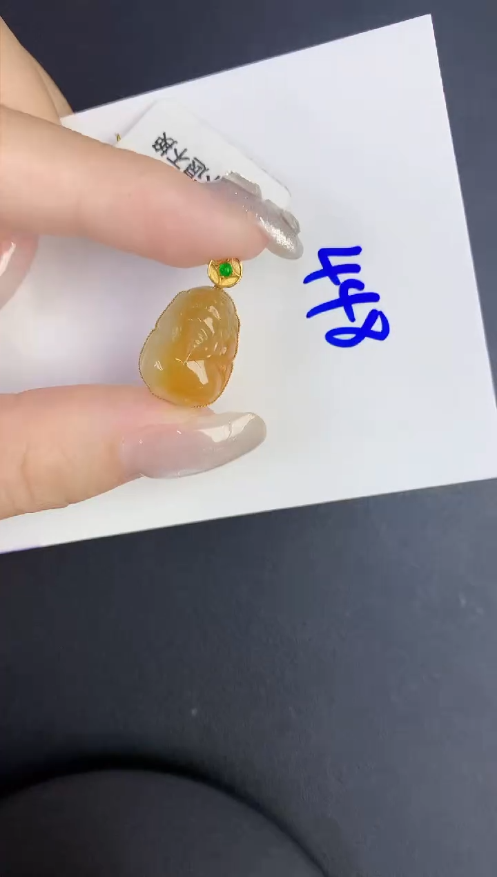 翡翠18K金镶嵌颈饰缅甸天然翡翠A货