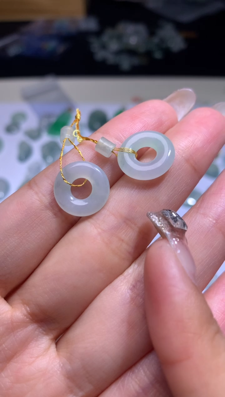 未镶嵌定制翡翠毛货