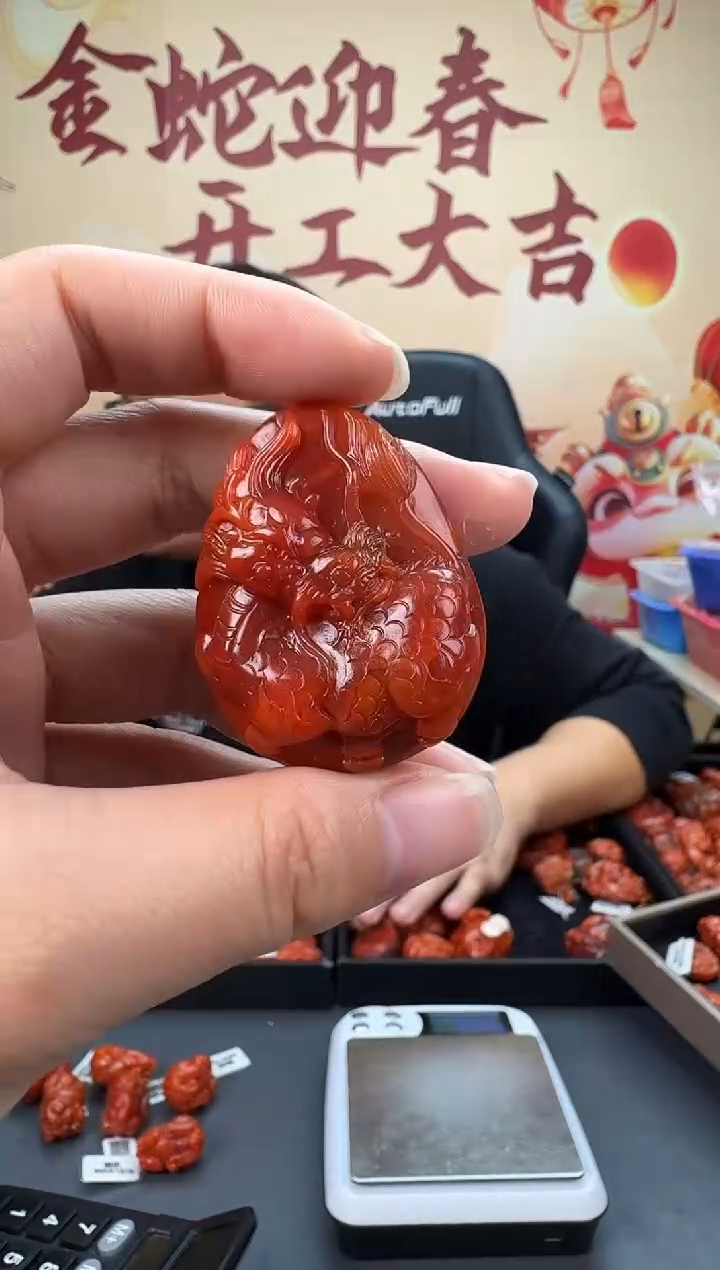 【闪购商品】南红玛瑙雕刻未镶嵌092ZB0213产品一个