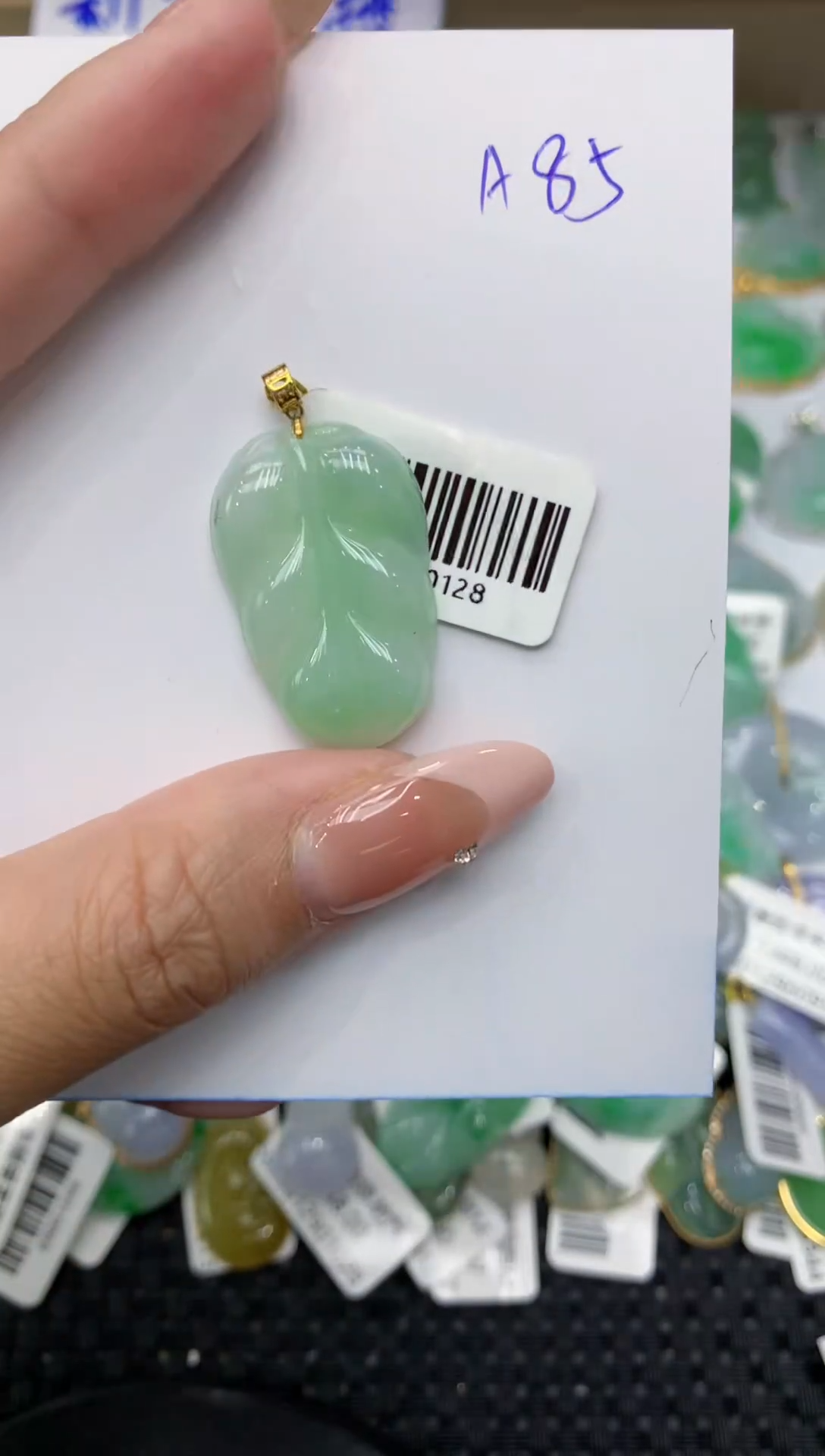 【闪购商品】翡翠颈饰18K金镶嵌111111111