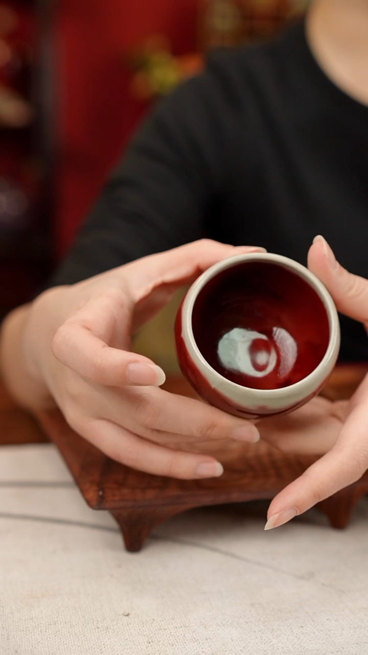 【闪购商品】摆件小师妹-钧瓷-信任
