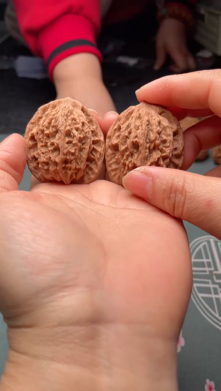 把件文玩核桃w108 麦虎 42尺