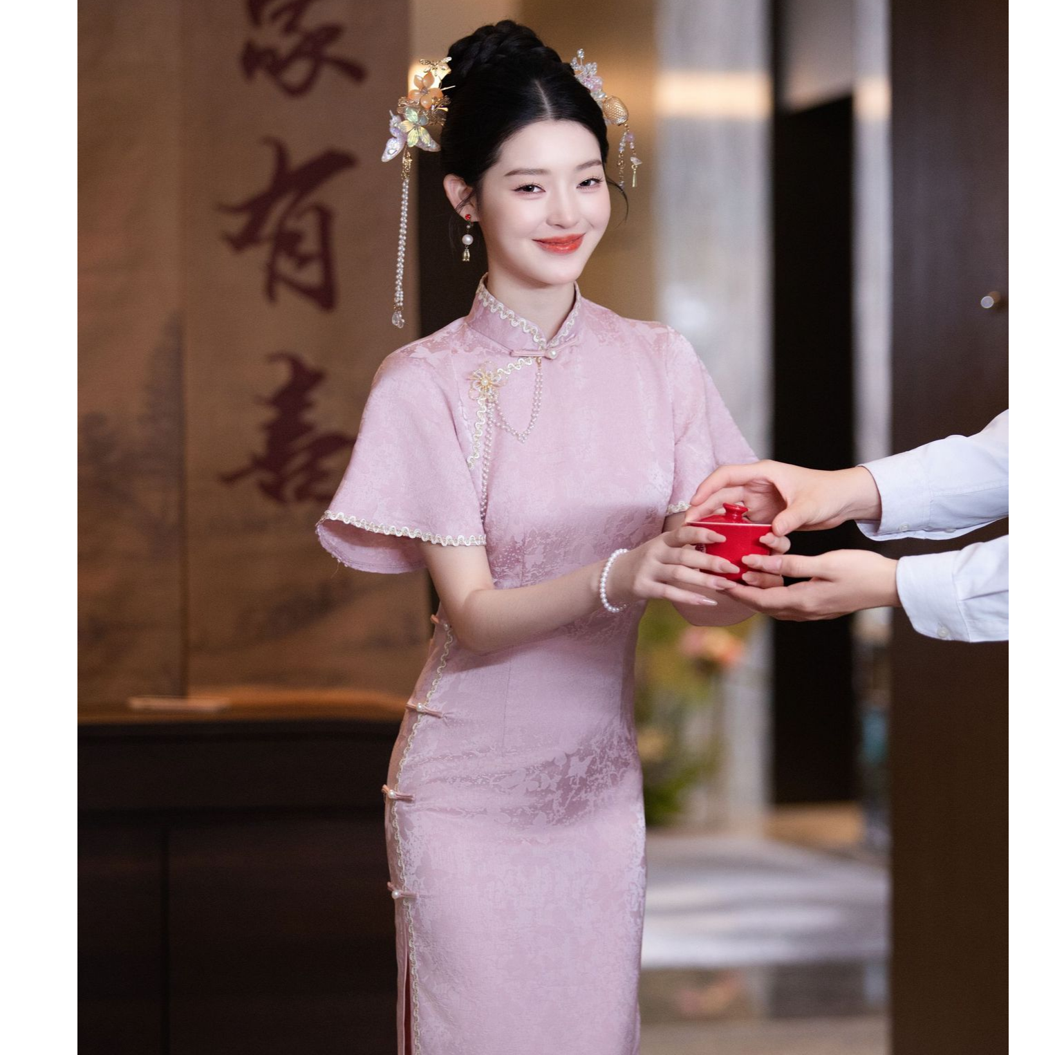 星荷映月 | 粉色旗袍2025敬酒服新娘新中式年轻款提花结婚订婚