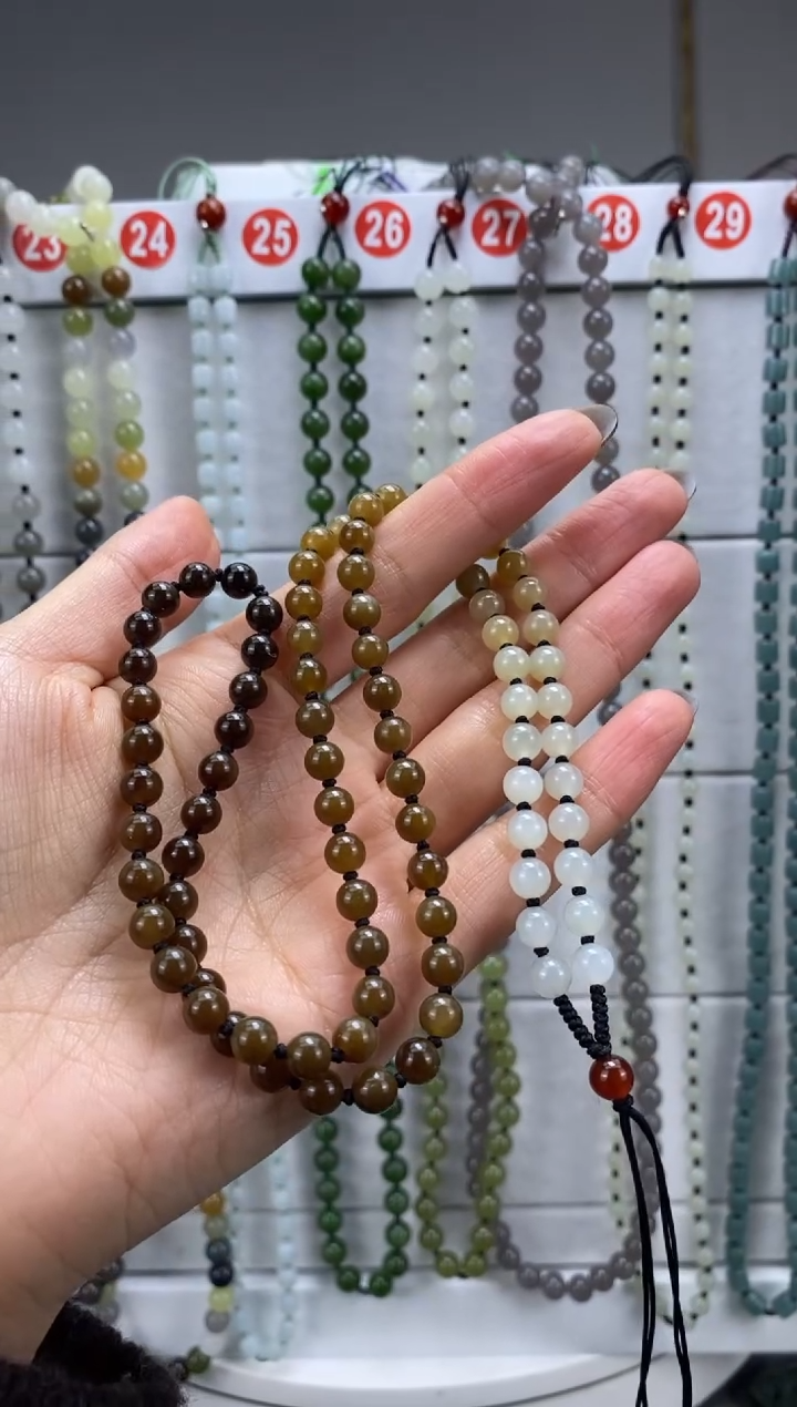 颈饰未镶嵌和田玉农**哥6