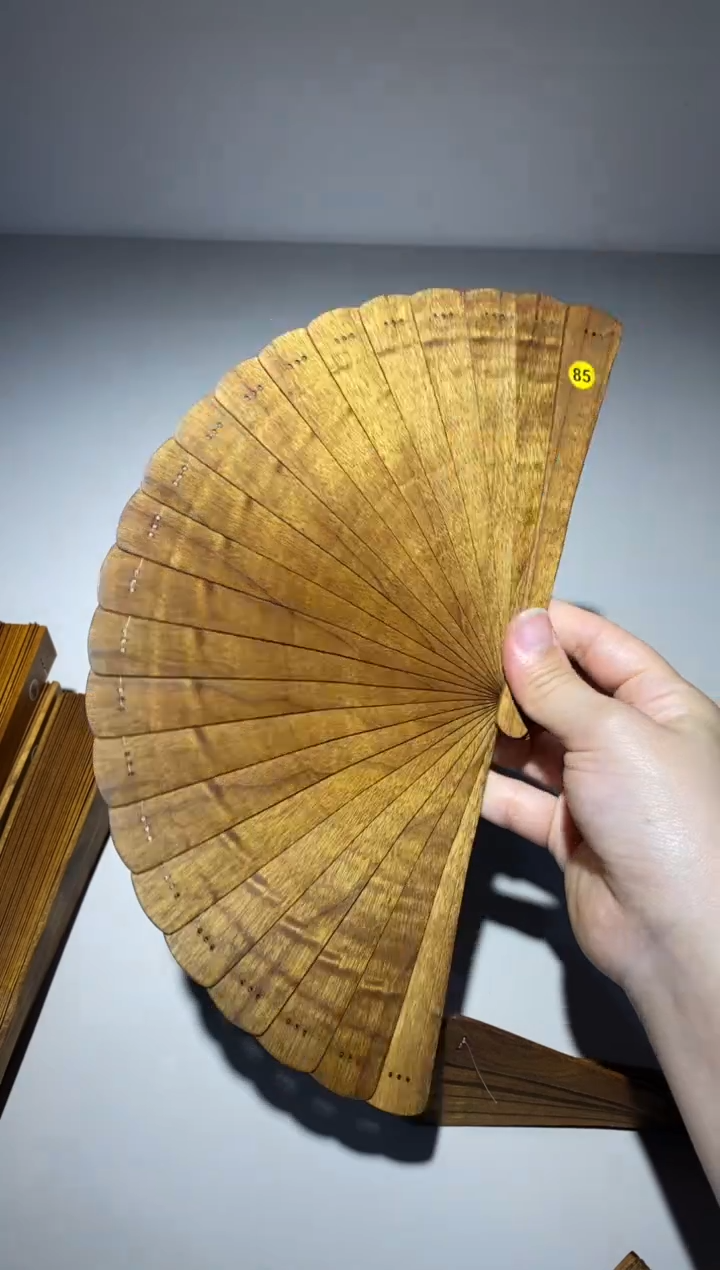 金丝楠16cm金丝楠木小叶桢楠扇85