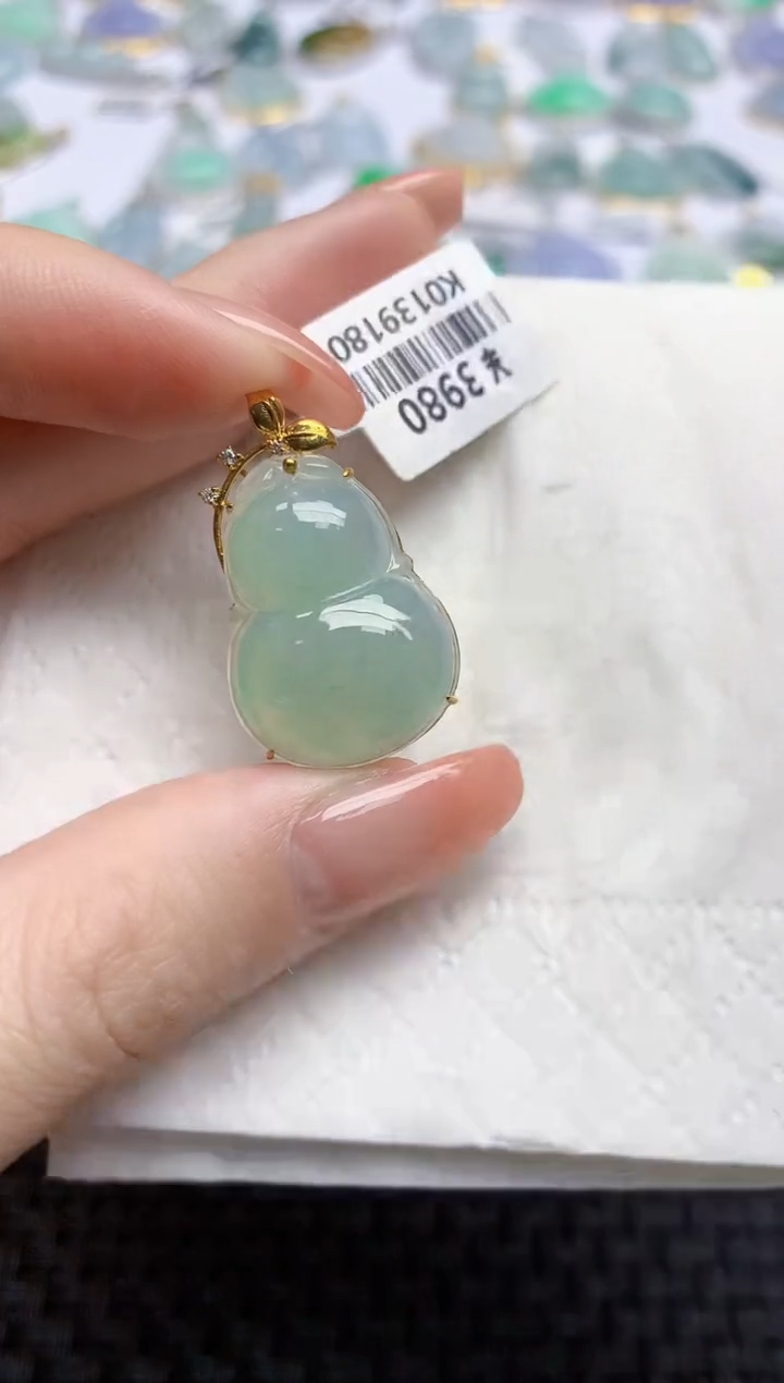 【闪购商品】翡翠颈饰18K金镶嵌天然翡翠A货