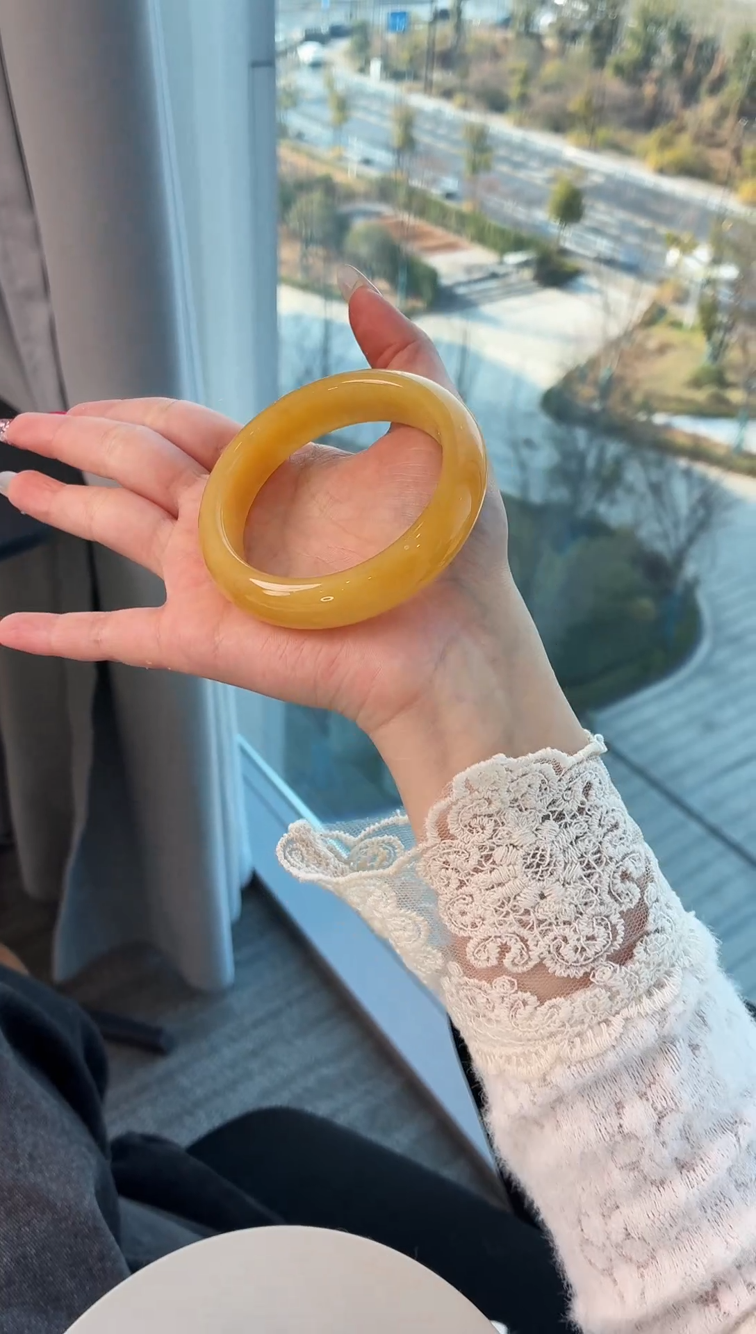 未镶嵌手镯石英质玉69.56