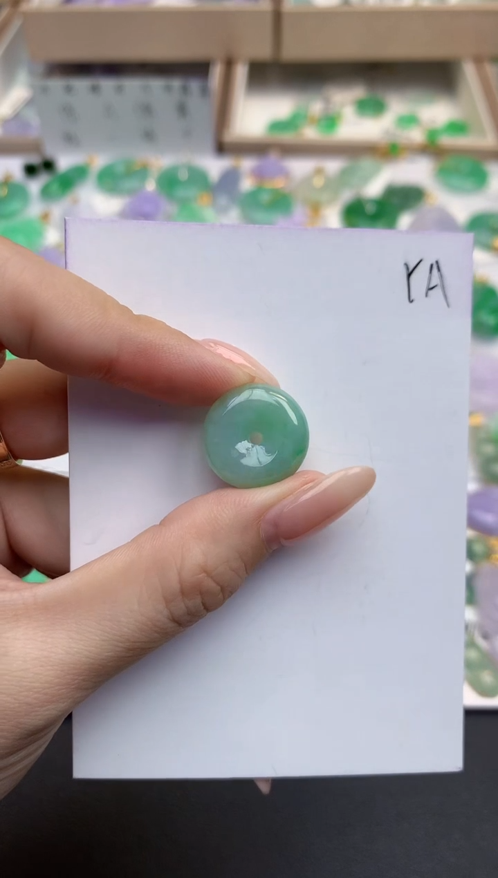 颈饰未镶嵌翡翠天然缅甸A货翡翠