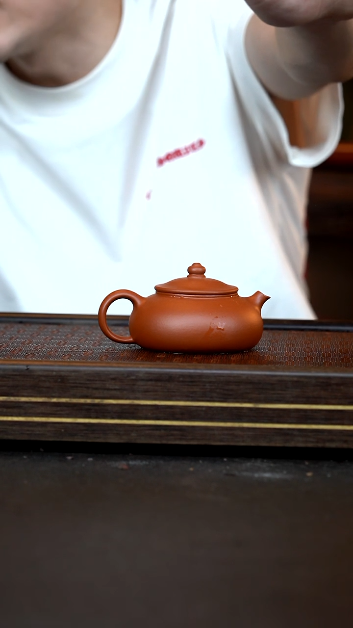 茶壶紫砂LD    赵庄朱泥    寒江    150cc