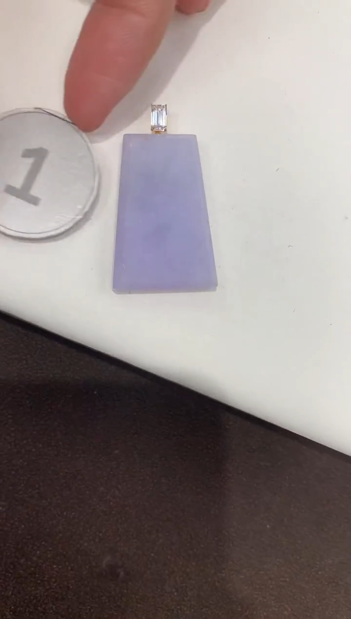 颈饰18K金镶嵌翡翠天然缅甸A货翡翠